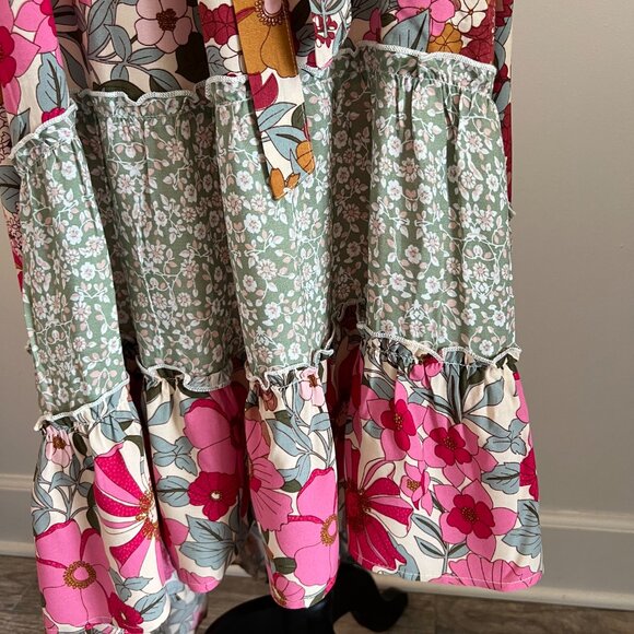 GiGiO Maxi Dress Size Large Multi Floral - Picture 6 of 11